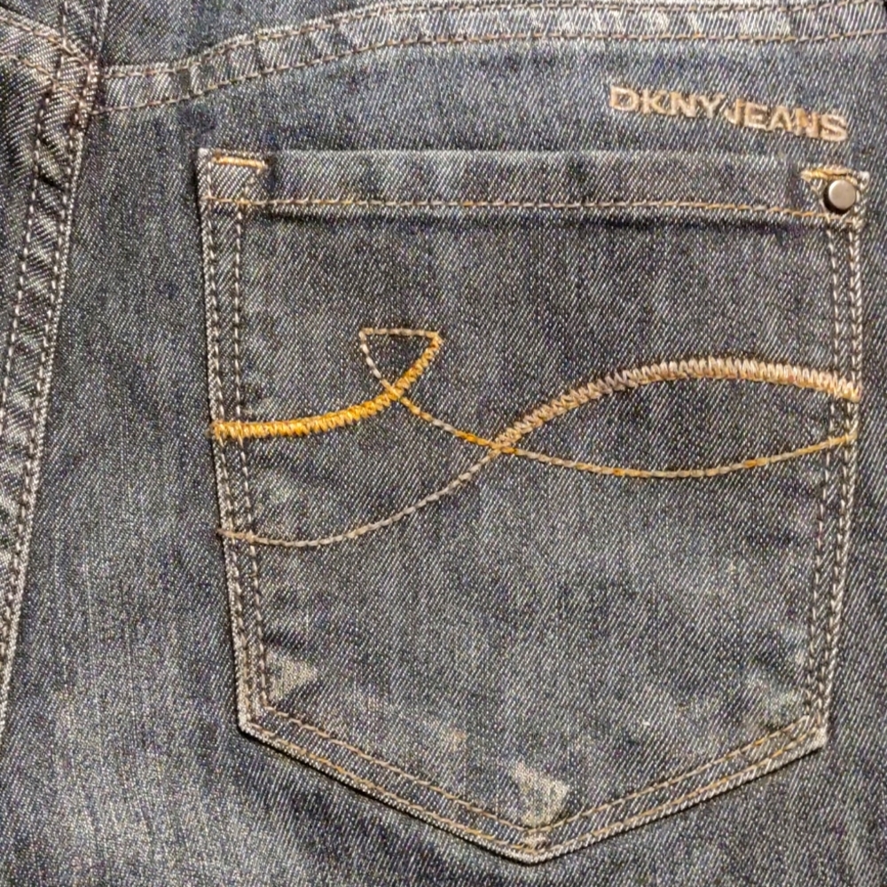 DKNY Jean Shorts - Picture 5 of 5